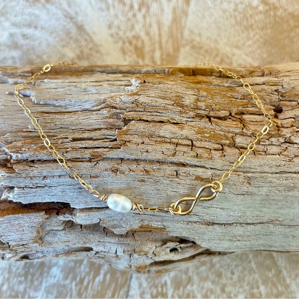 Infinity bracelet - handmade 14k gold filled infinity bracelet with pearl